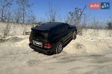 Позашляховик / Кросовер Lexus LX 2005 в 