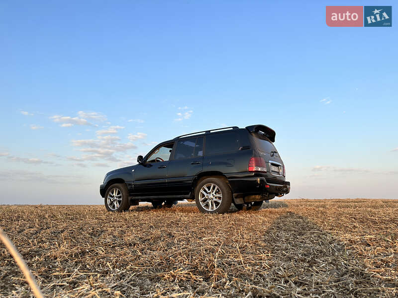 Позашляховик / Кросовер Lexus LX 2005 в Києві