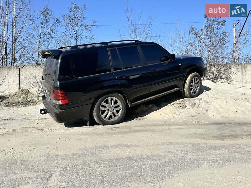 Позашляховик / Кросовер Lexus LX 2005 в Києві