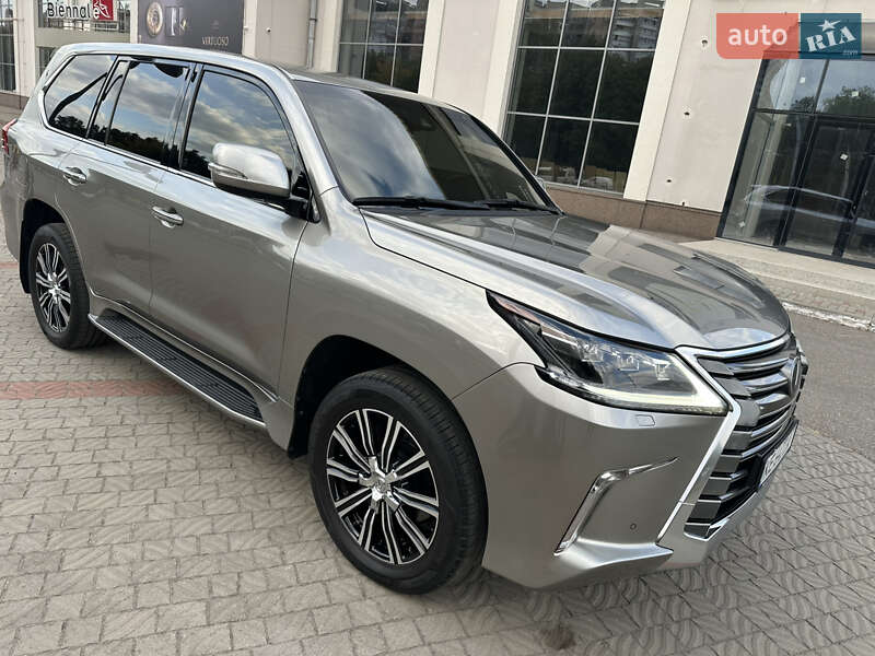 Позашляховик / Кросовер Lexus LX 2016 в Дніпрі фото 63 Позашляховик / Кросовер Lexus LX 2016 в Дніпрі