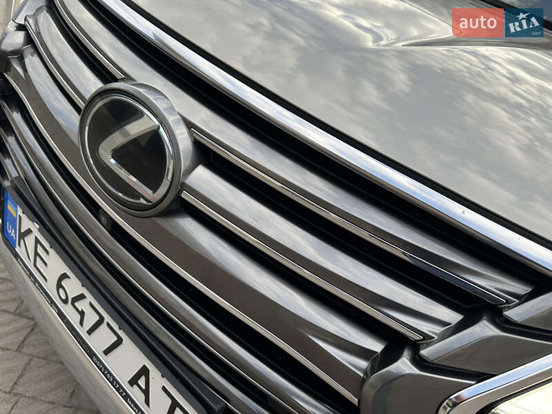Позашляховик / Кросовер Lexus LX 2016 в Дніпрі фото 45 Позашляховик / Кросовер Lexus LX 2016 в Дніпрі