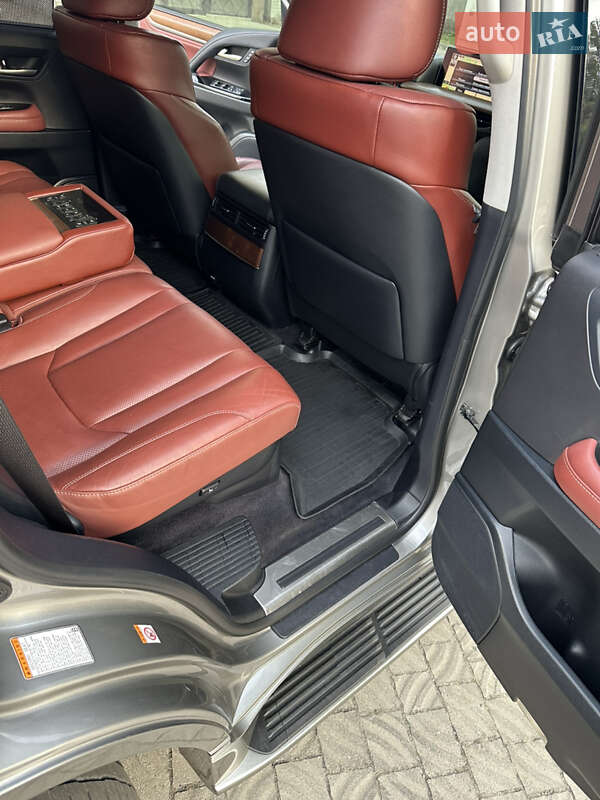 Позашляховик / Кросовер Lexus LX 2016 в Дніпрі фото 52 Позашляховик / Кросовер Lexus LX 2016 в Дніпрі