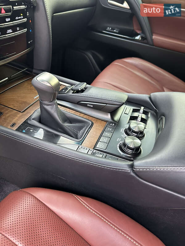 Позашляховик / Кросовер Lexus LX 2016 в Дніпрі фото 14 Позашляховик / Кросовер Lexus LX 2016 в Дніпрі