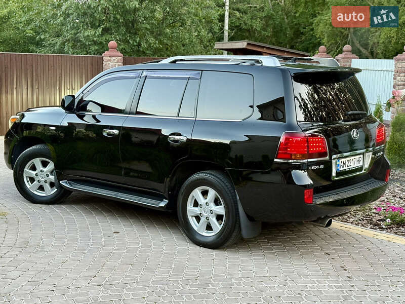 Позашляховик / Кросовер Lexus LX 2010 в Житомирі