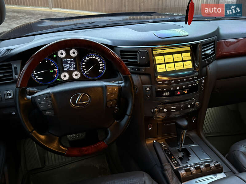 Позашляховик / Кросовер Lexus LX 2010 в Житомирі
