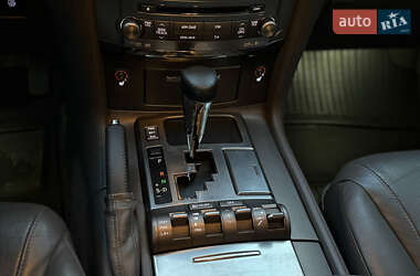 Позашляховик / Кросовер Lexus LX 2010 в 