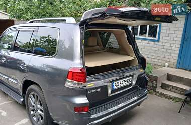 Lexus LX 2013