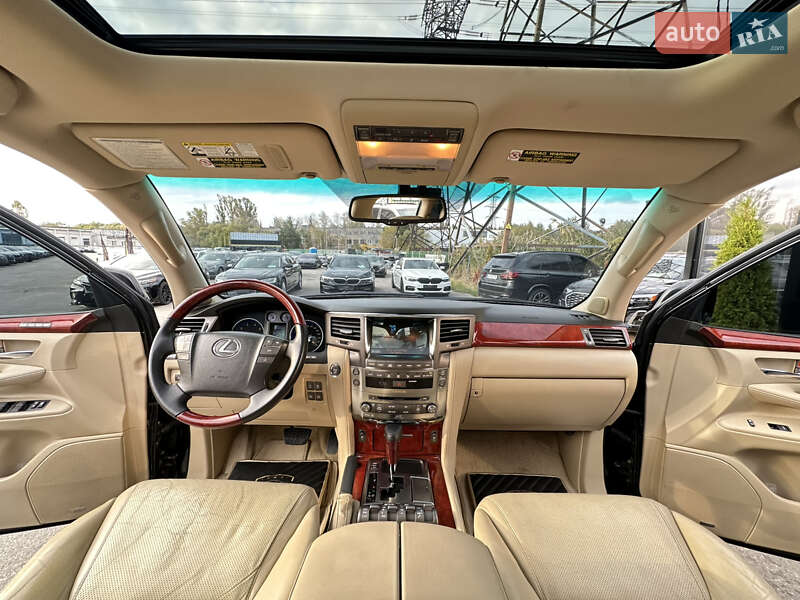 Позашляховик / Кросовер Lexus LX 2008 в Харкові