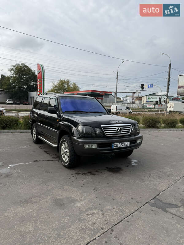 Позашляховик / Кросовер Lexus LX 2005 в Чернігові