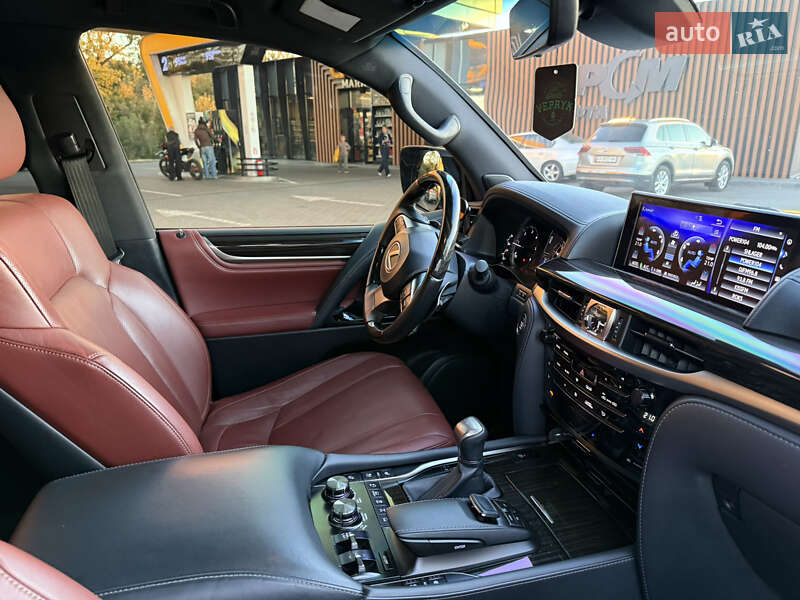 Позашляховик / Кросовер Lexus LX 2020 в Києві