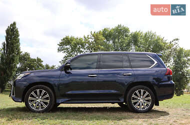 Внедорожник / Кроссовер Lexus LX 2016 в 
