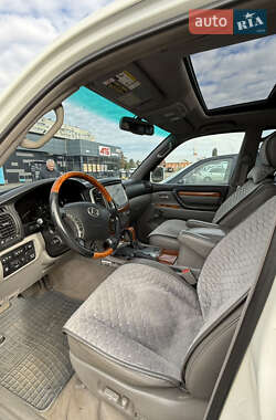 Внедорожник / Кроссовер Lexus LX 2006 в 