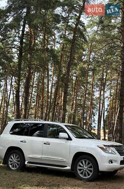 Позашляховик / Кросовер Lexus LX 2008 в 