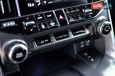 Позашляховик / Кросовер Lexus LX 2024 в 