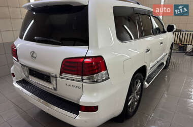 Позашляховик / Кросовер Lexus LX 2012 в 