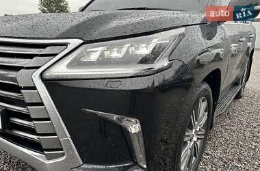 Позашляховик / Кросовер Lexus LX 2015 в Києві