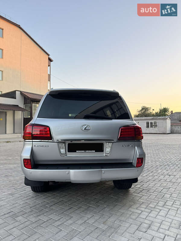 Позашляховик / Кросовер Lexus LX 2008 в Прилуках