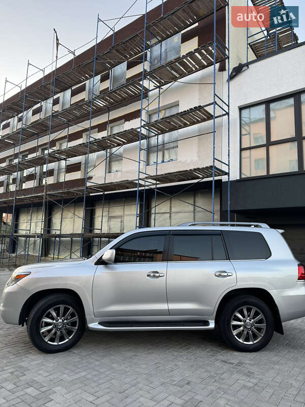 Позашляховик / Кросовер Lexus LX 2008 в Прилуках