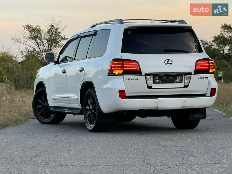 Внедорожник / Кроссовер Lexus LX 2008 в Днепре