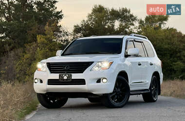 Lexus LX 2008