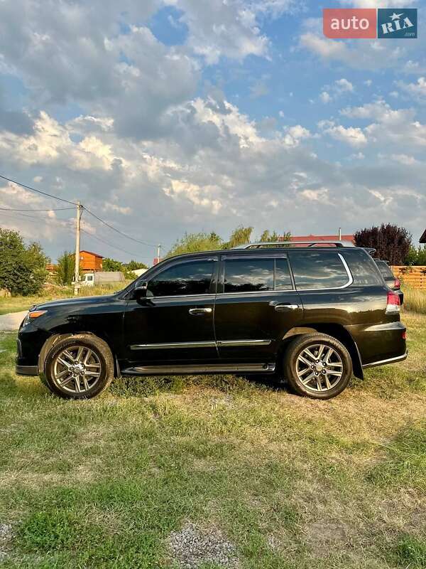 Внедорожник / Кроссовер Lexus LX 2013 в Днепре