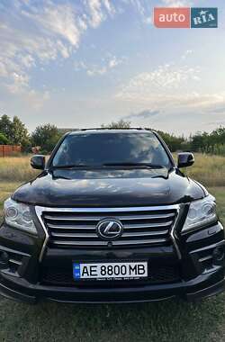 Lexus LX 2013