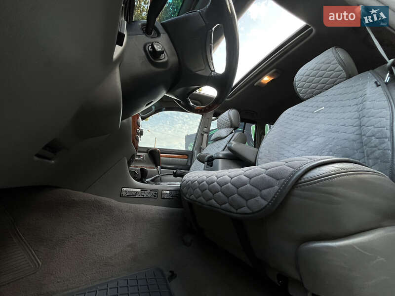 Внедорожник / Кроссовер Lexus LX 2006 в Харькове