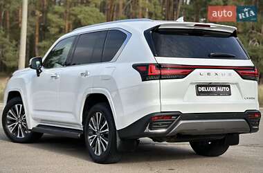 Позашляховик / Кросовер Lexus LX 2022 в 