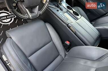 Позашляховик / Кросовер Lexus LX 2022 в 
