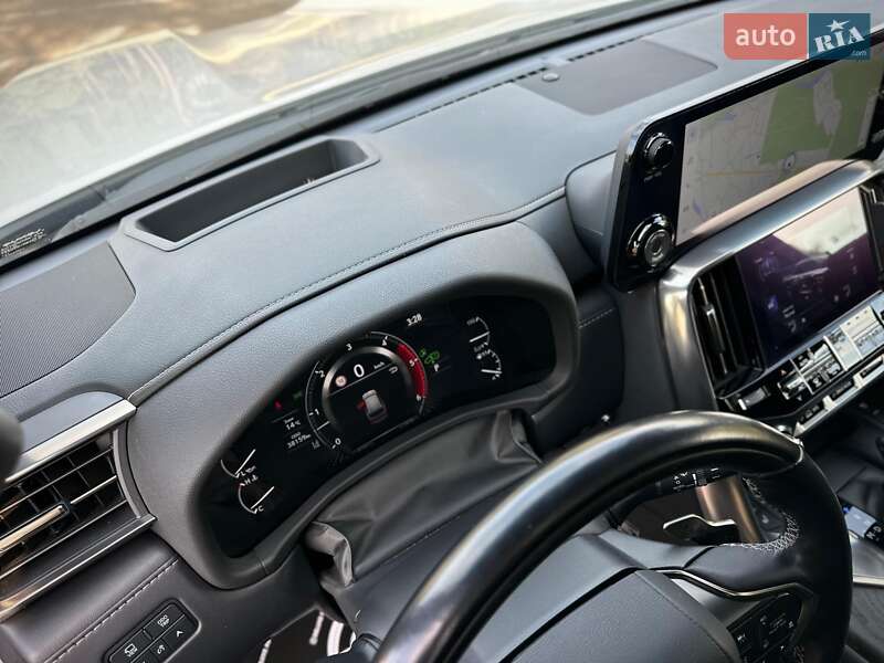 Внедорожник / Кроссовер Lexus LX 2022 в Киеве