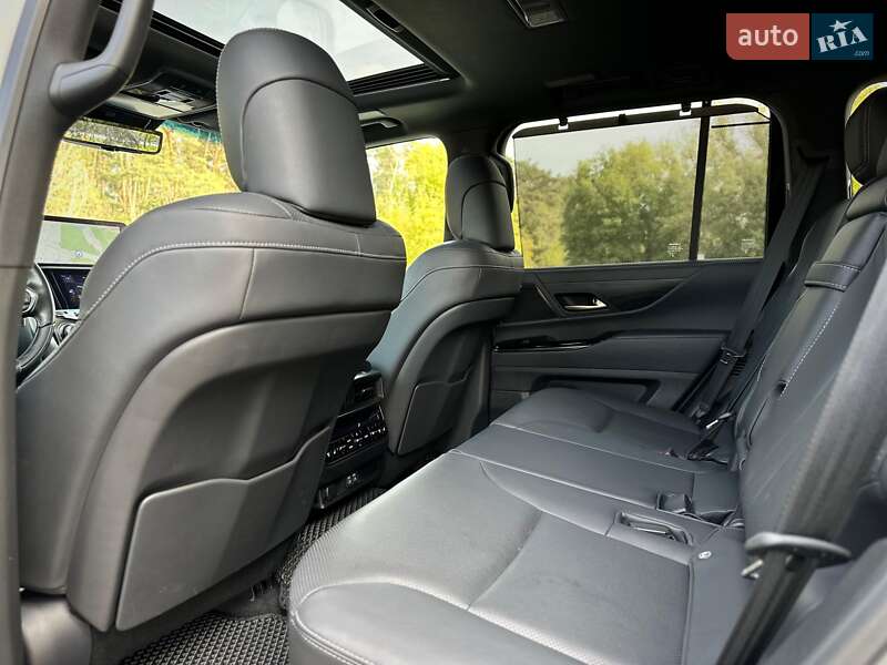 Внедорожник / Кроссовер Lexus LX 2022 в Киеве