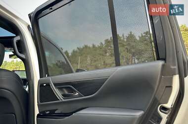 Позашляховик / Кросовер Lexus LX 2022 в 