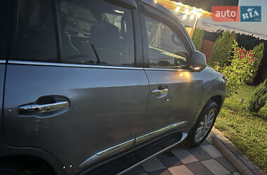 Внедорожник / Кроссовер Lexus LX 2008 в 