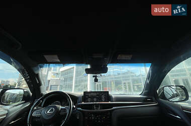 Внедорожник / Кроссовер Lexus LX 2019 в 