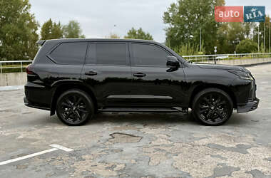 Позашляховик / Кросовер Lexus LX 2016 в 