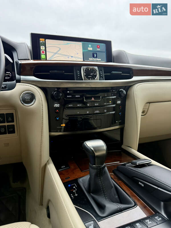 Позашляховик / Кросовер Lexus LX 2016 в Києві