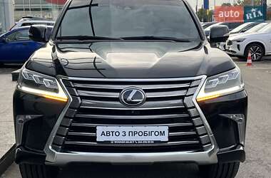 Позашляховик / Кросовер Lexus LX 2018 в 