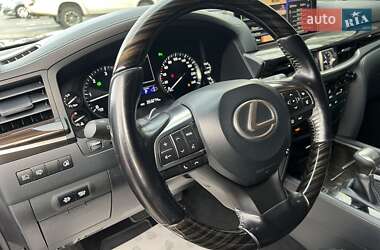 Позашляховик / Кросовер Lexus LX 2018 в 