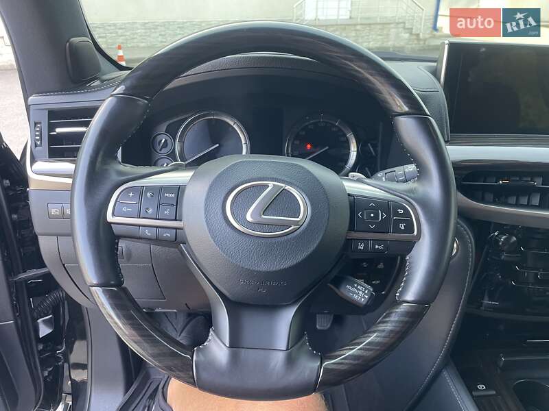 Внедорожник / Кроссовер Lexus LX 2021 в Черновцах