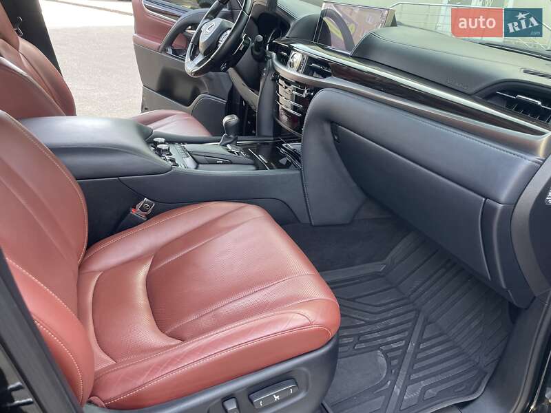 Внедорожник / Кроссовер Lexus LX 2021 в Черновцах