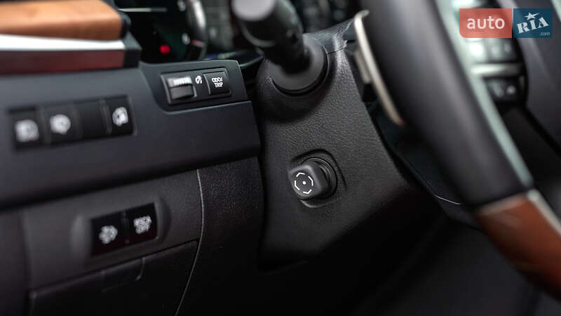 Внедорожник / Кроссовер Lexus LX 2017 в Львове фото 19 Внедорожник / Кроссовер Lexus LX 2017 в Львове