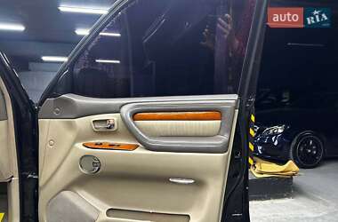 Внедорожник / Кроссовер Lexus LX 2007 в 