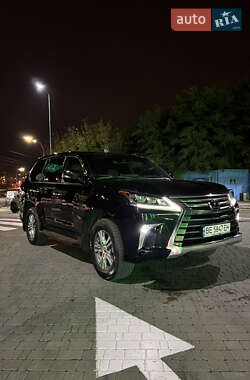 Lexus LX 2020