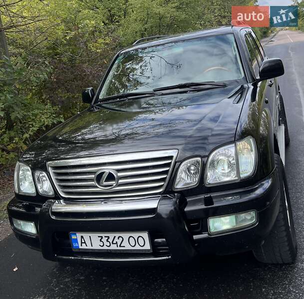 Внедорожник / Кроссовер Lexus LX 2004 в Броварах