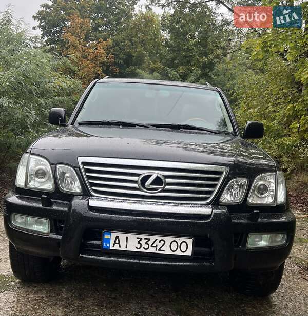 Внедорожник / Кроссовер Lexus LX 2004 в Броварах