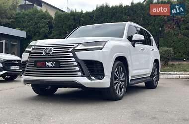 Внедорожник / Кроссовер Lexus LX 2023 в 