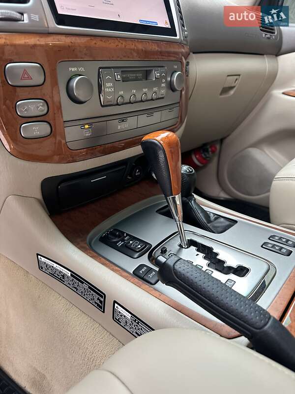 Внедорожник / Кроссовер Lexus LX 2004 в Киеве