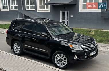Позашляховик / Кросовер Lexus LX 2015 в Чернігові