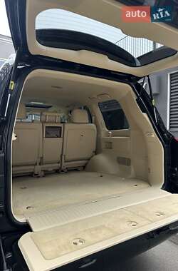 Позашляховик / Кросовер Lexus LX 2015 в 
