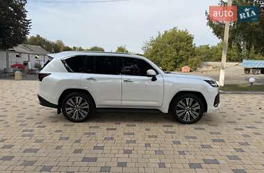 Позашляховик / Кросовер Lexus LX 2022 в 